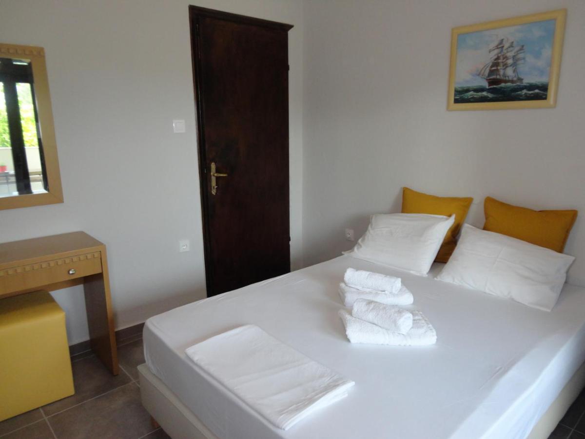 Makis House Hotel Nikiti  Ngoại thất bức ảnh