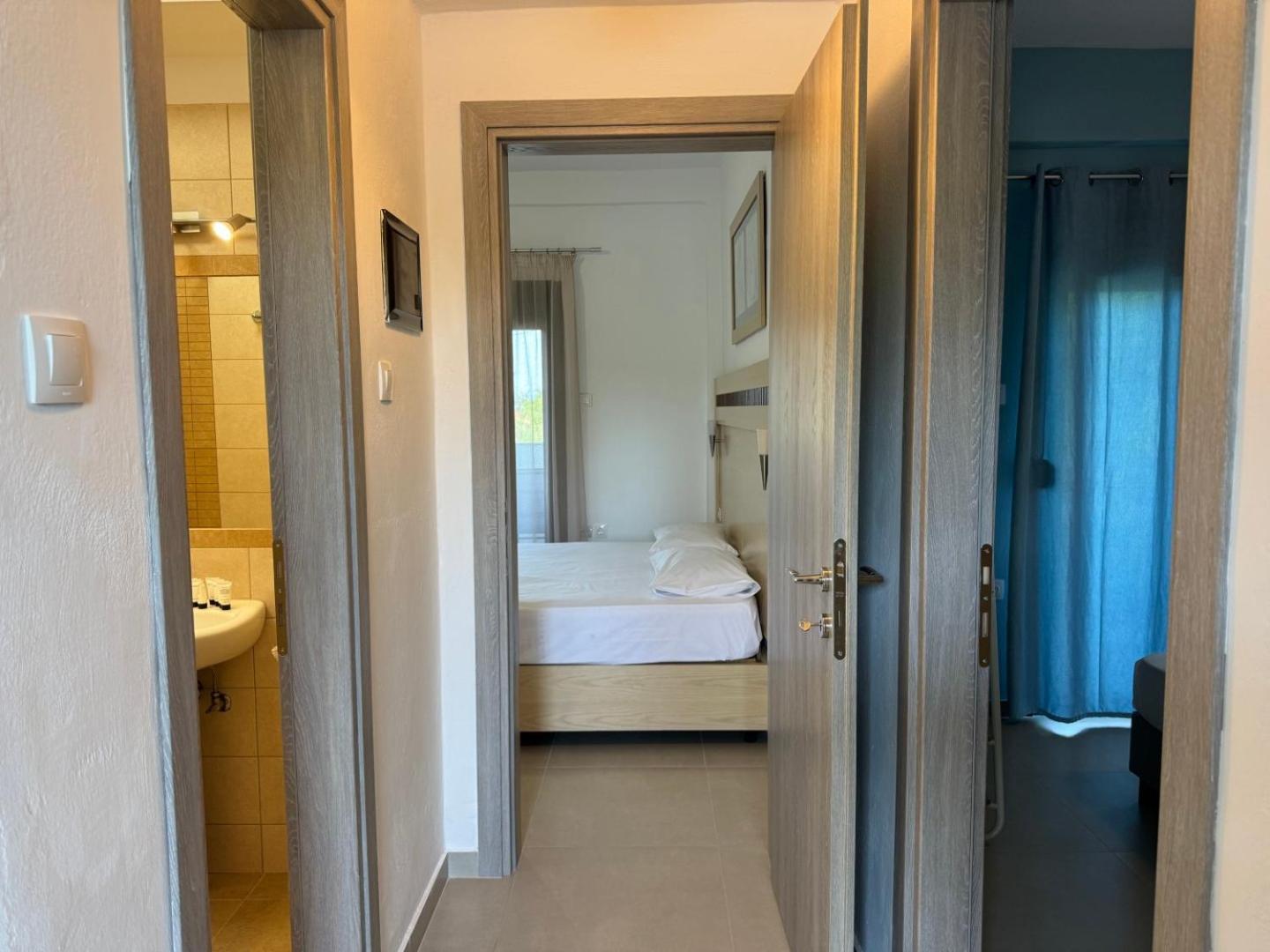 Makis House Hotel Nikiti  Ngoại thất bức ảnh