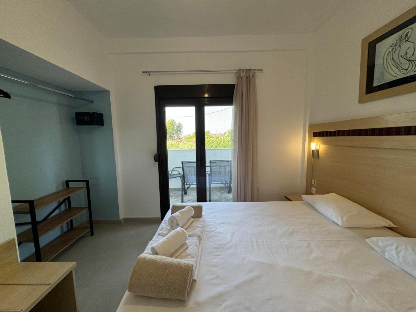 Makis House Hotel Nikiti  Ngoại thất bức ảnh